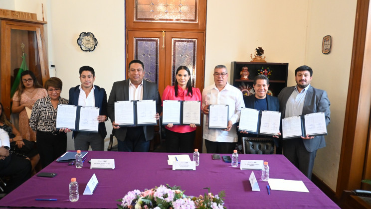 SEDIF Y SUBSISTEMAS EDUCATIVOS FIRMAN CONVENIO PARA COMBATIR ENFERMEDADES RENALES EN ESTUDIANTES