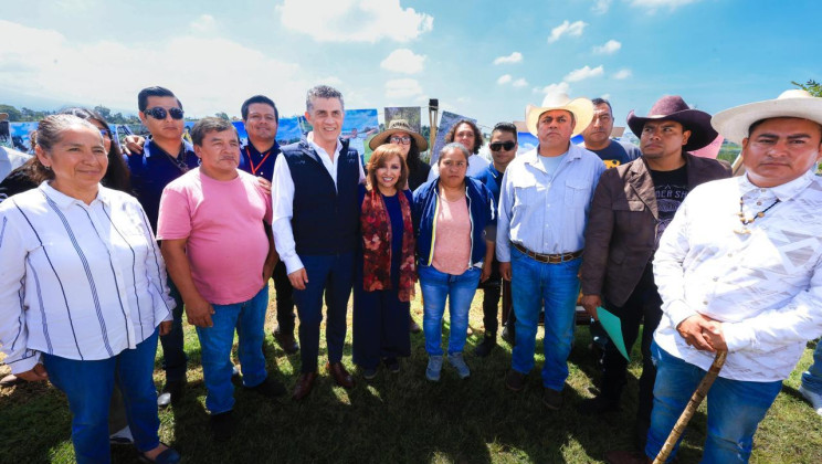 *ENCABEZA GOBERNADORA ENTREGA DE TRABAJOS PARA LA RECUPERACIÓN DE LA LAGUNA DE ACUITLAPILCO* 