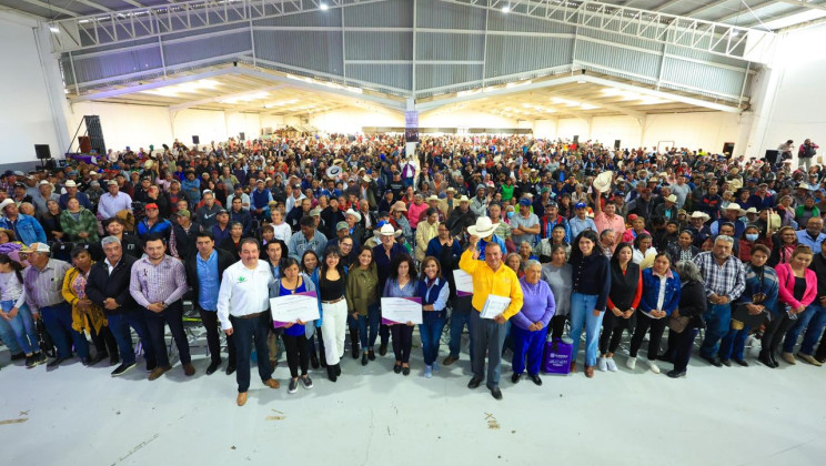 EL CAMPO VIVE SU MEJOR MOMENTO: GOBERNADORA; ENTREGA APOYOS A PRODUCTORES